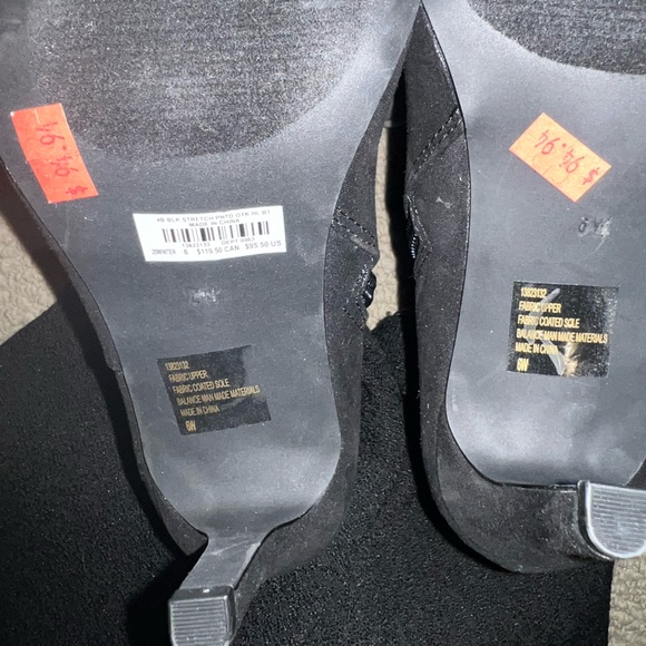 TORRID BNWT size 6W knee high black heeled boots - Picture 3 of 4